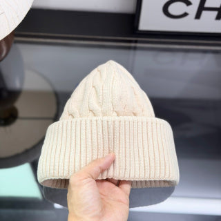Ralph Lauren Hat Cream Cable Knit Cuffed Beanie with Navy Pony Embroidery